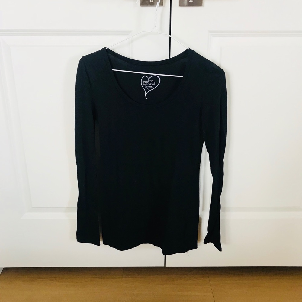 Rue 21 Top